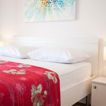 Luxury Beach Front Apt With Seaside View And Free Parking 스플리트 외부 사진