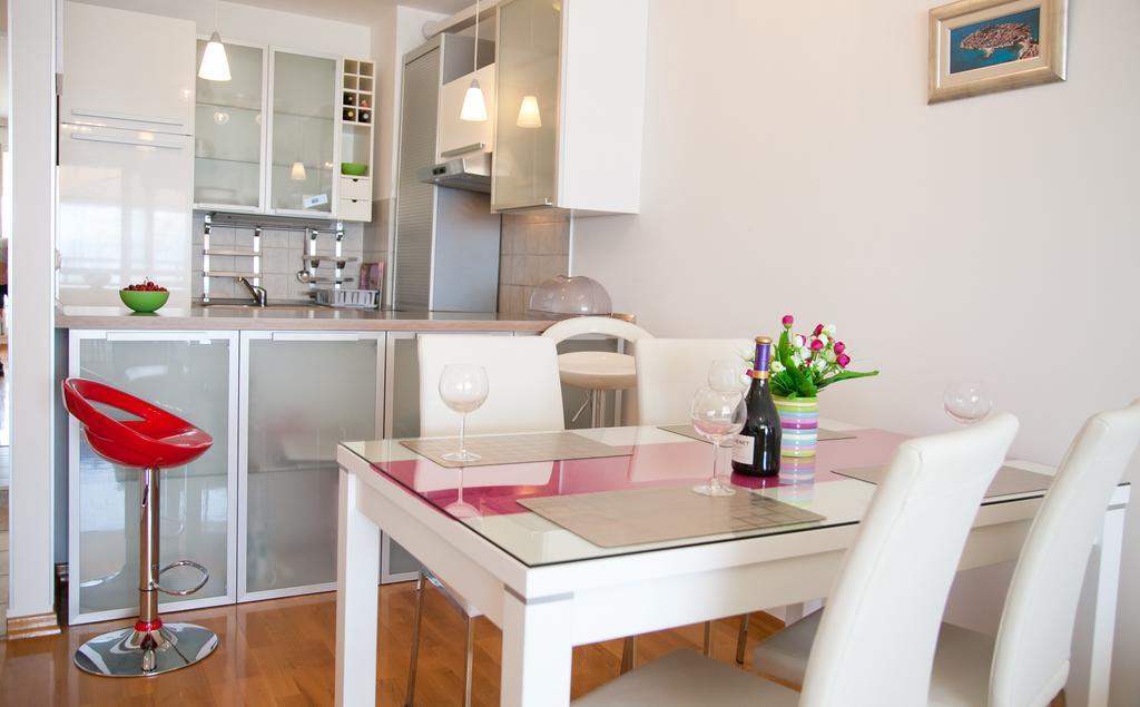 Luxury Beach Front Apt With Seaside View And Free Parking 스플리트 외부 사진