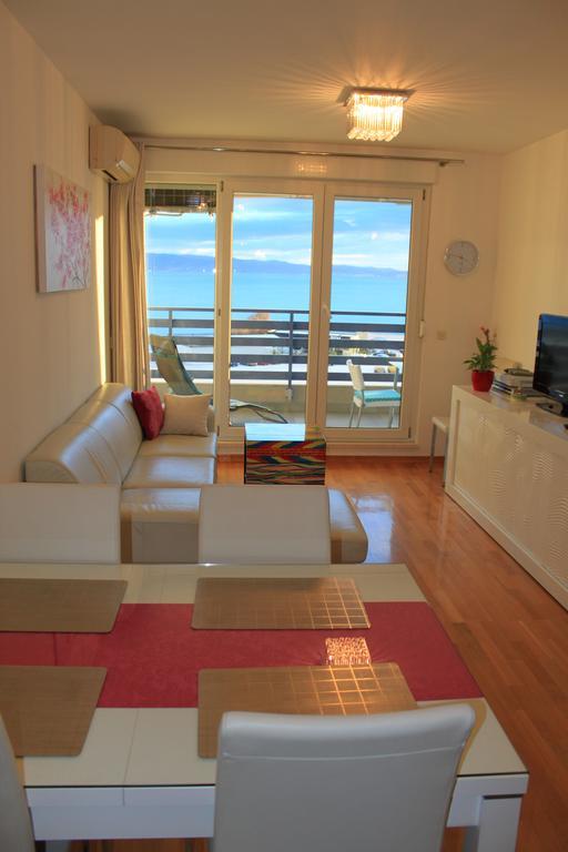 Luxury Beach Front Apt With Seaside View And Free Parking 스플리트 외부 사진